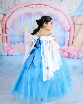 Vestido de Niña Modelo Princesa Azul